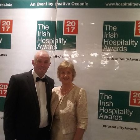 Rocksberry Bed & Breakfast Castlebar Bagian luar foto