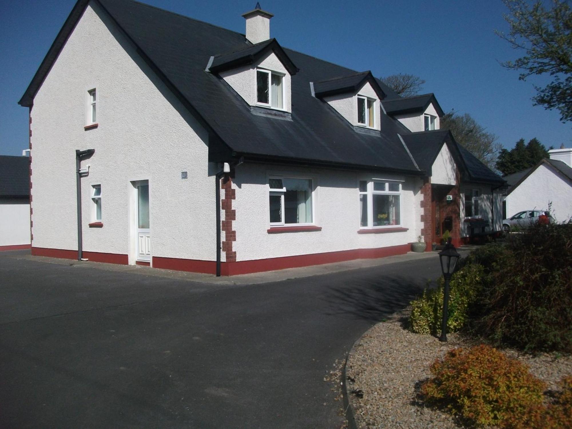 Rocksberry Bed & Breakfast Castlebar Bagian luar foto