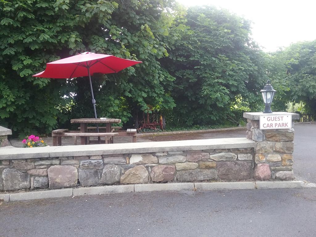 Rocksberry Bed & Breakfast Castlebar Bagian luar foto