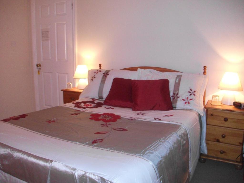 Rocksberry Bed & Breakfast Castlebar Bagian luar foto