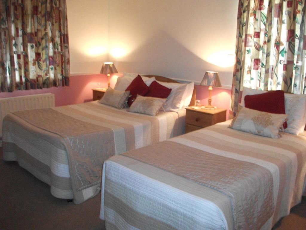 Rocksberry Bed & Breakfast Castlebar Bagian luar foto