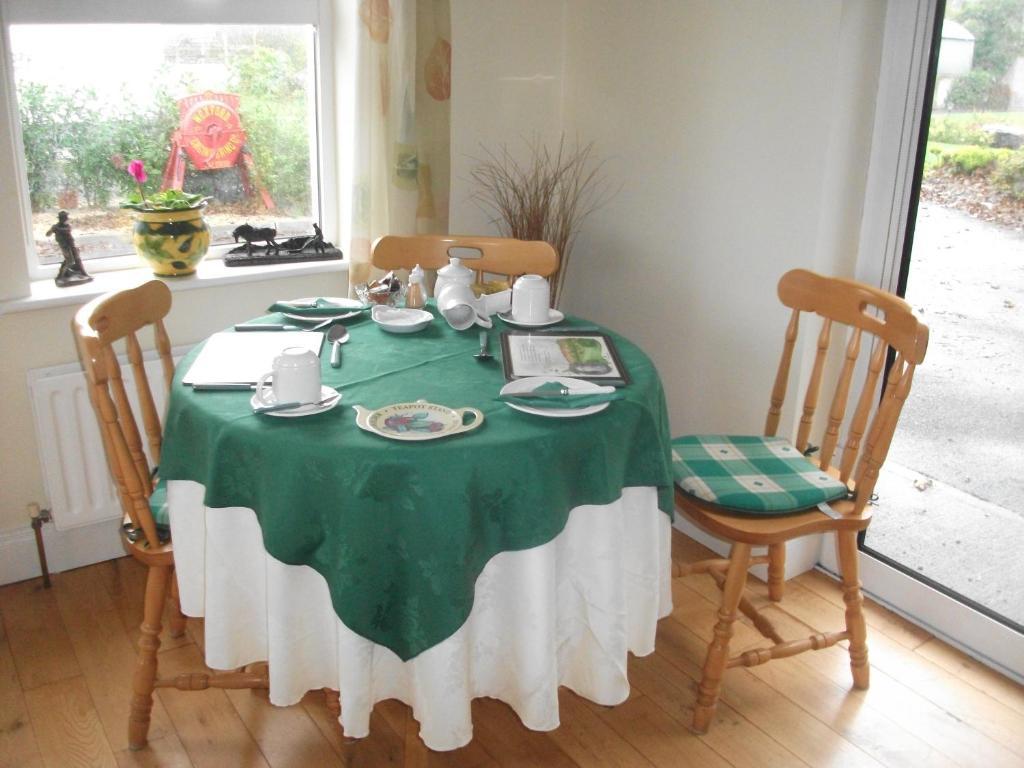 Rocksberry Bed & Breakfast Castlebar Bagian luar foto