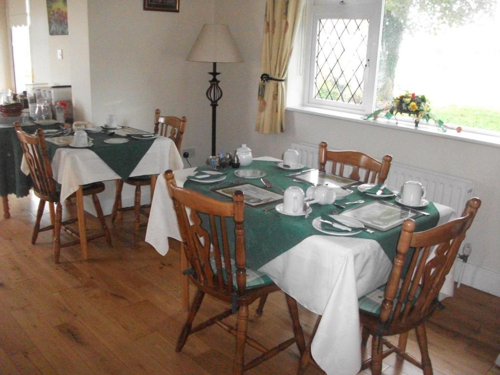 Rocksberry Bed & Breakfast Castlebar Bagian luar foto