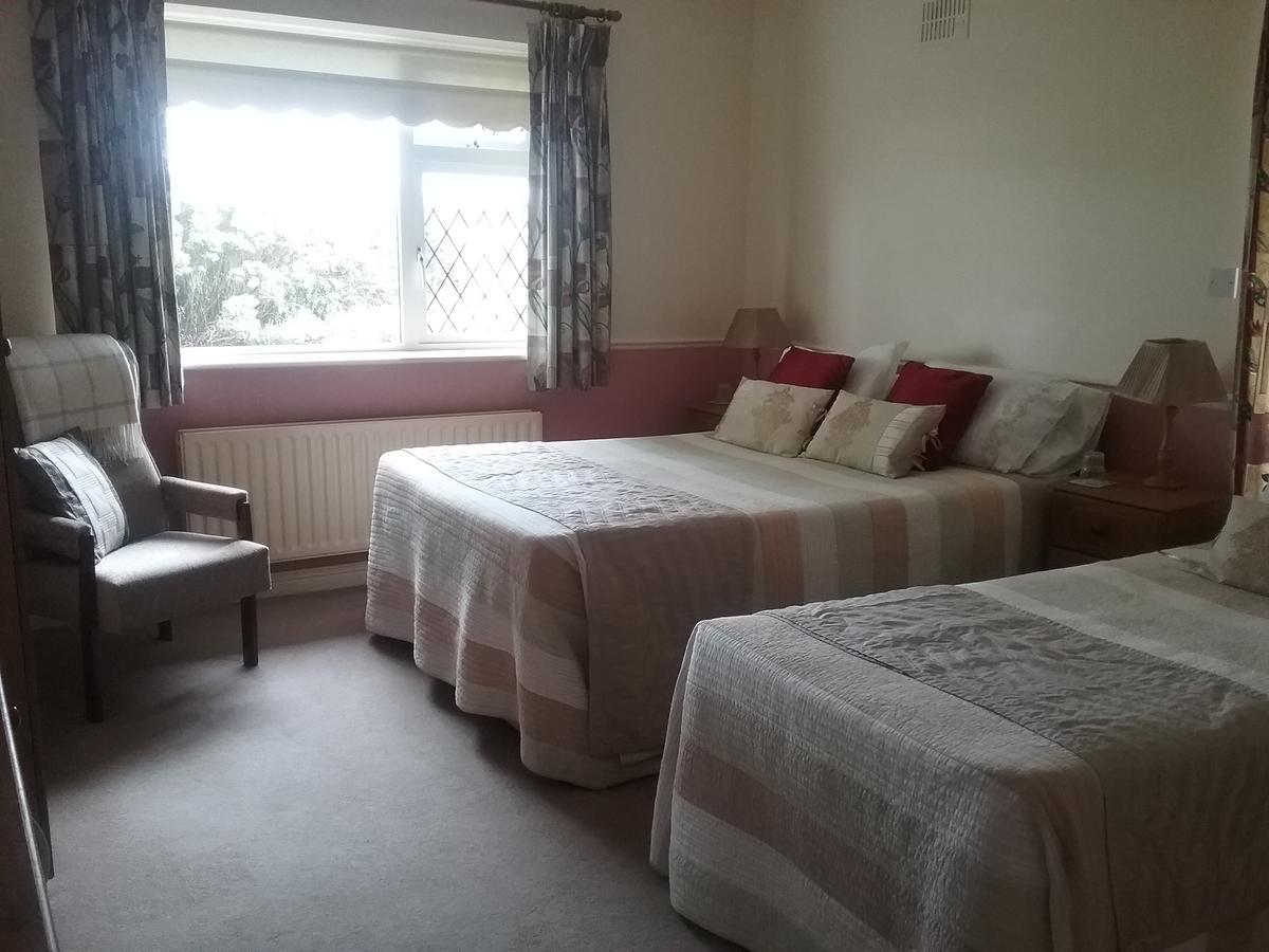 Rocksberry Bed & Breakfast Castlebar Bagian luar foto